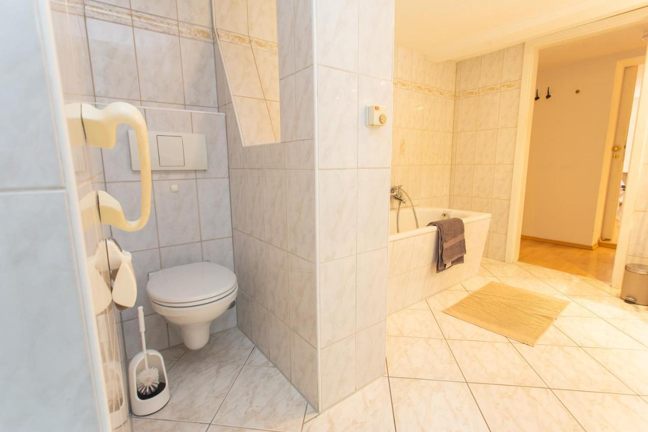 Fullhouse - Halle - Ku15 Apartments Екстериор снимка